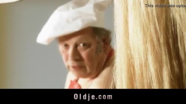 Lucky oldman fucks sexy teeny blonde